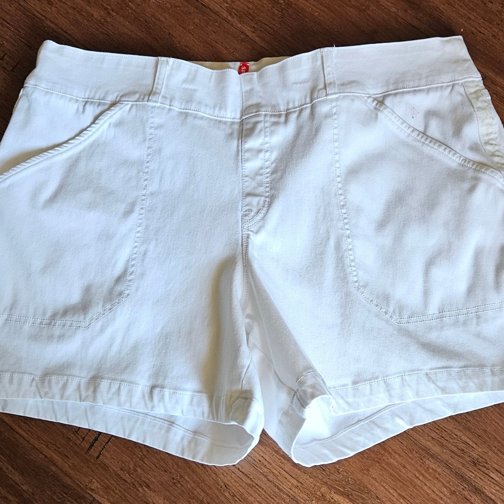SPANX Women's White Cargo Shorts